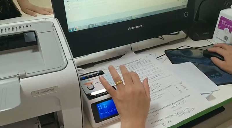 怎么選擇可靠的智能化訪客機？